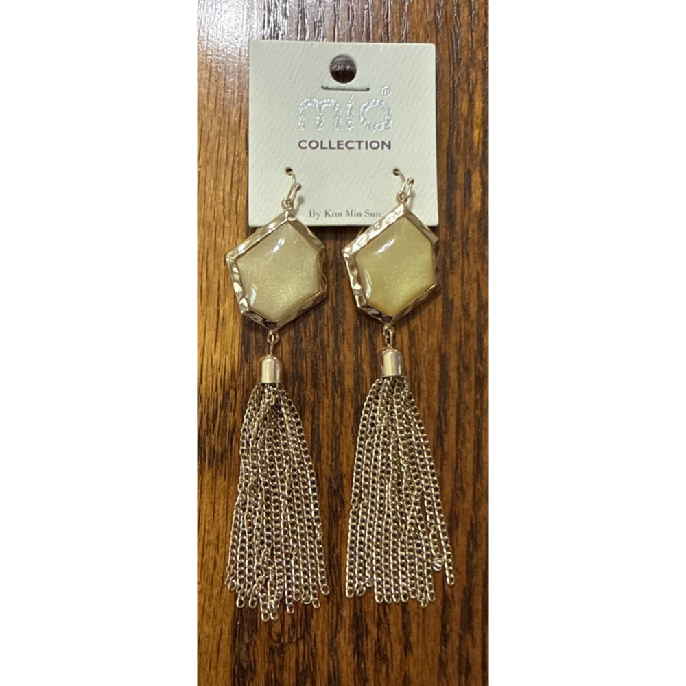 Mia Collection Earring Wire Hook Dangle Fringe Cream Glitter Stone Gold Tone